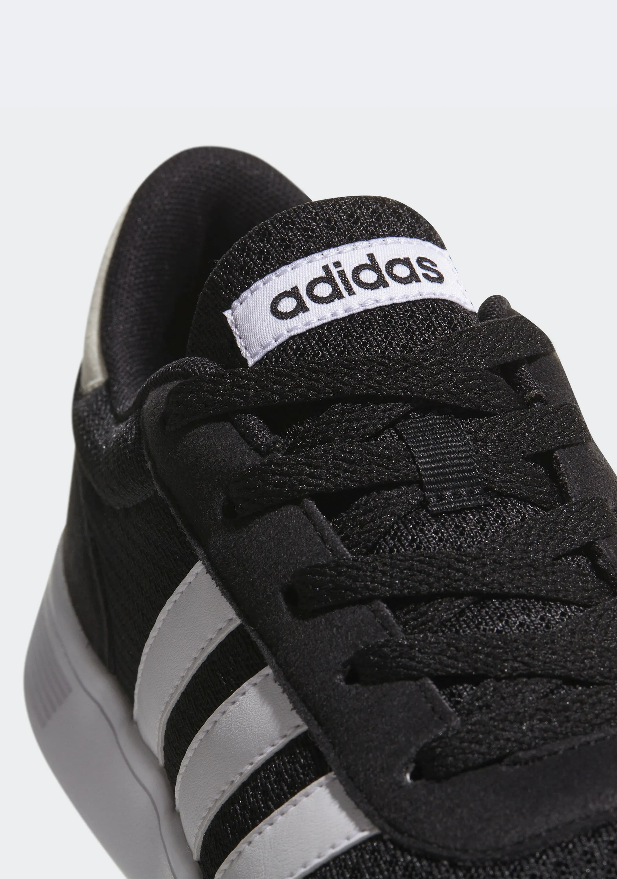 Adidas Men??s Lite Racer