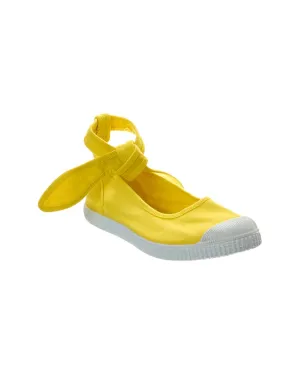 Cienta Canvas Sneaker
