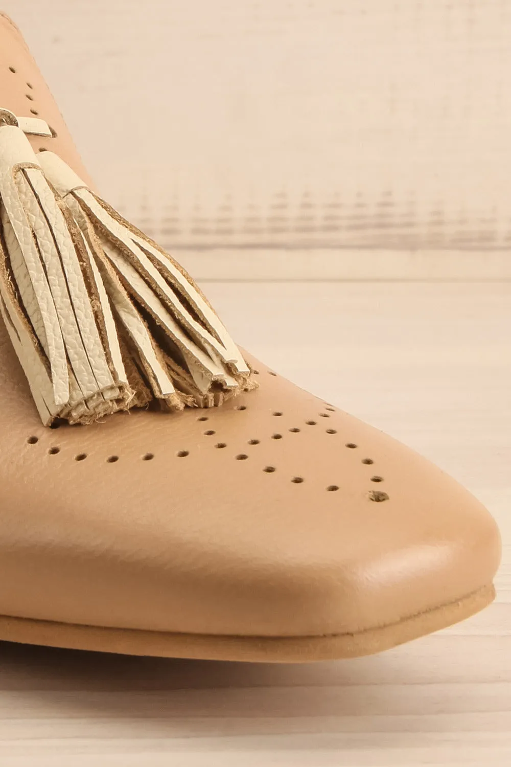 Flowur | Bicolored Heeled Loafer w/ Perforations