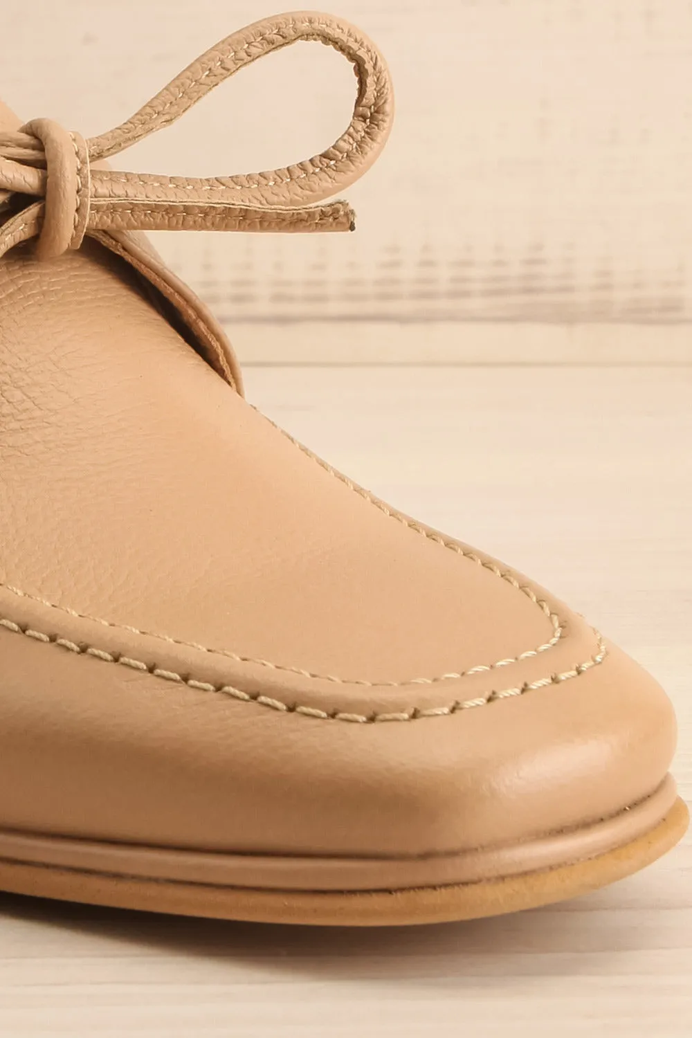 Focus Beige | Bicolored Heeled Loafer