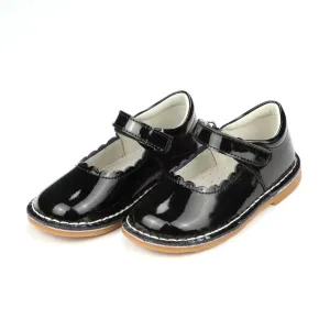 Girls Caitlin Scalloped Mary Jane Shoes In Patent Black