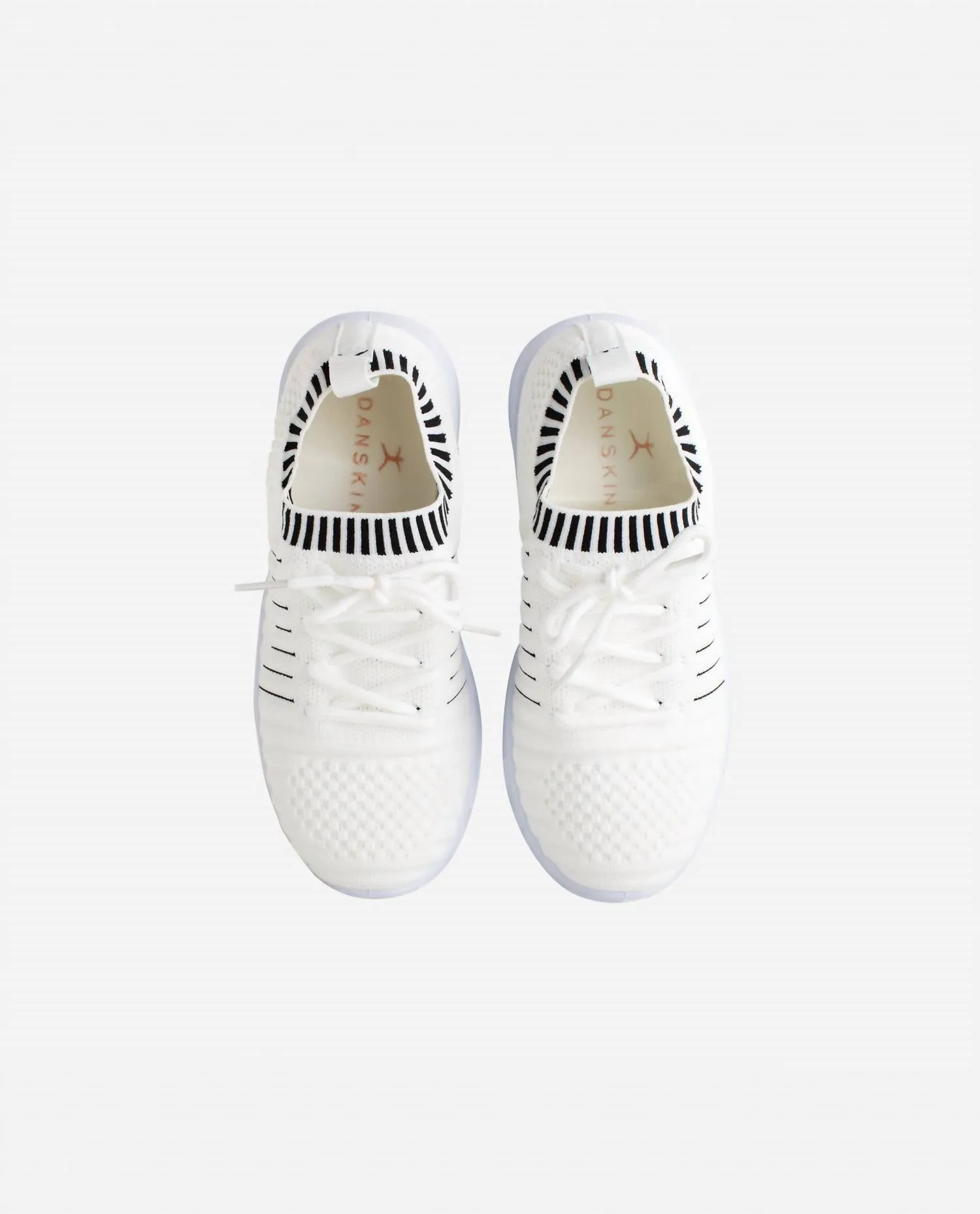 Girls Energy Lace Up Sneaker In White