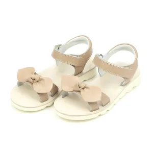 Girl's Leigh Bow Sandal In Latte