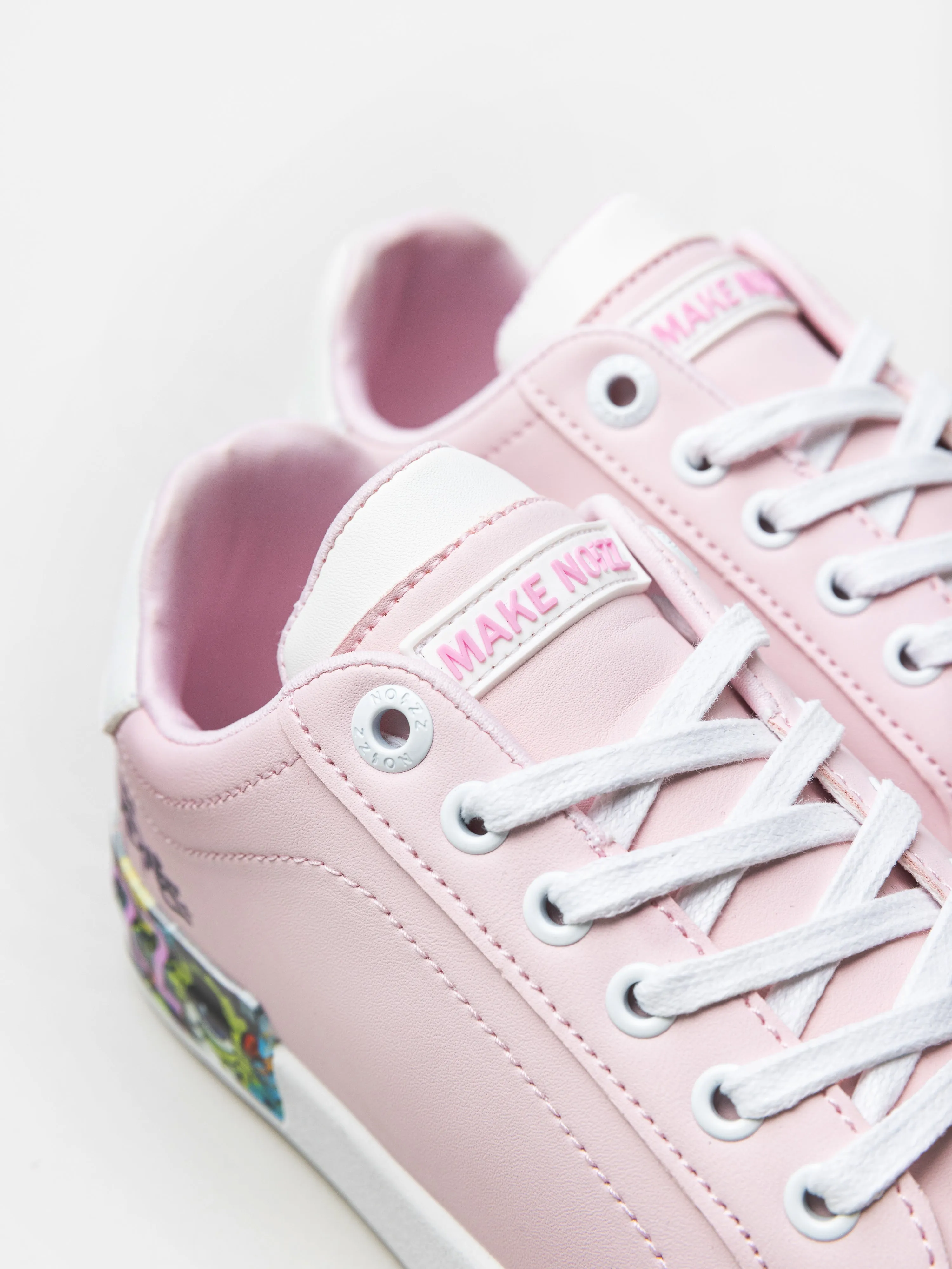Girls Low Top Sneaker