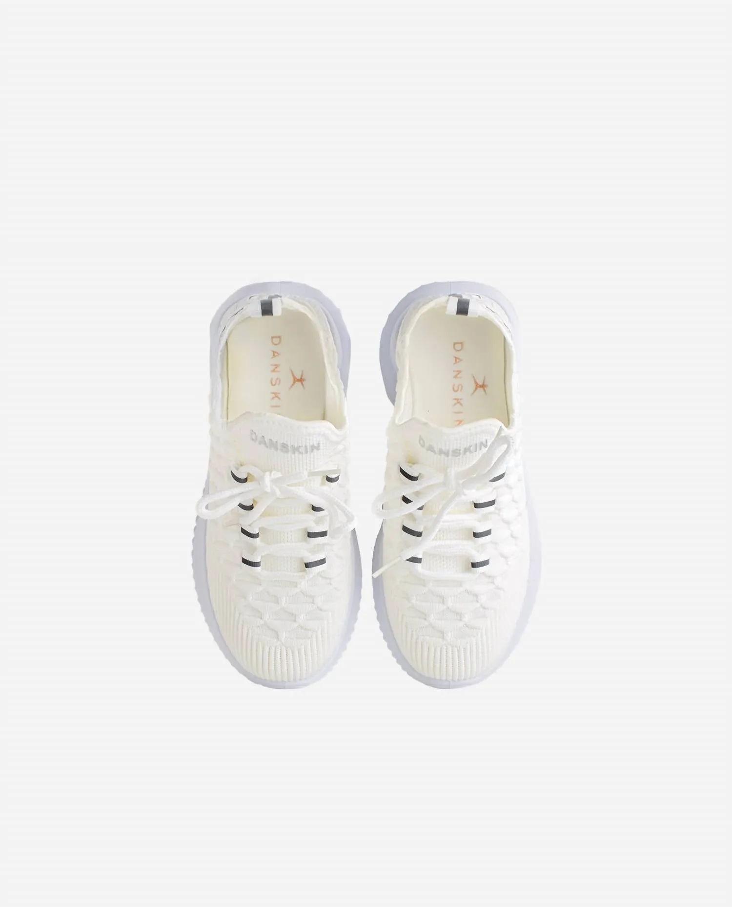 Girls Stunt Lace Up Sneaker In White