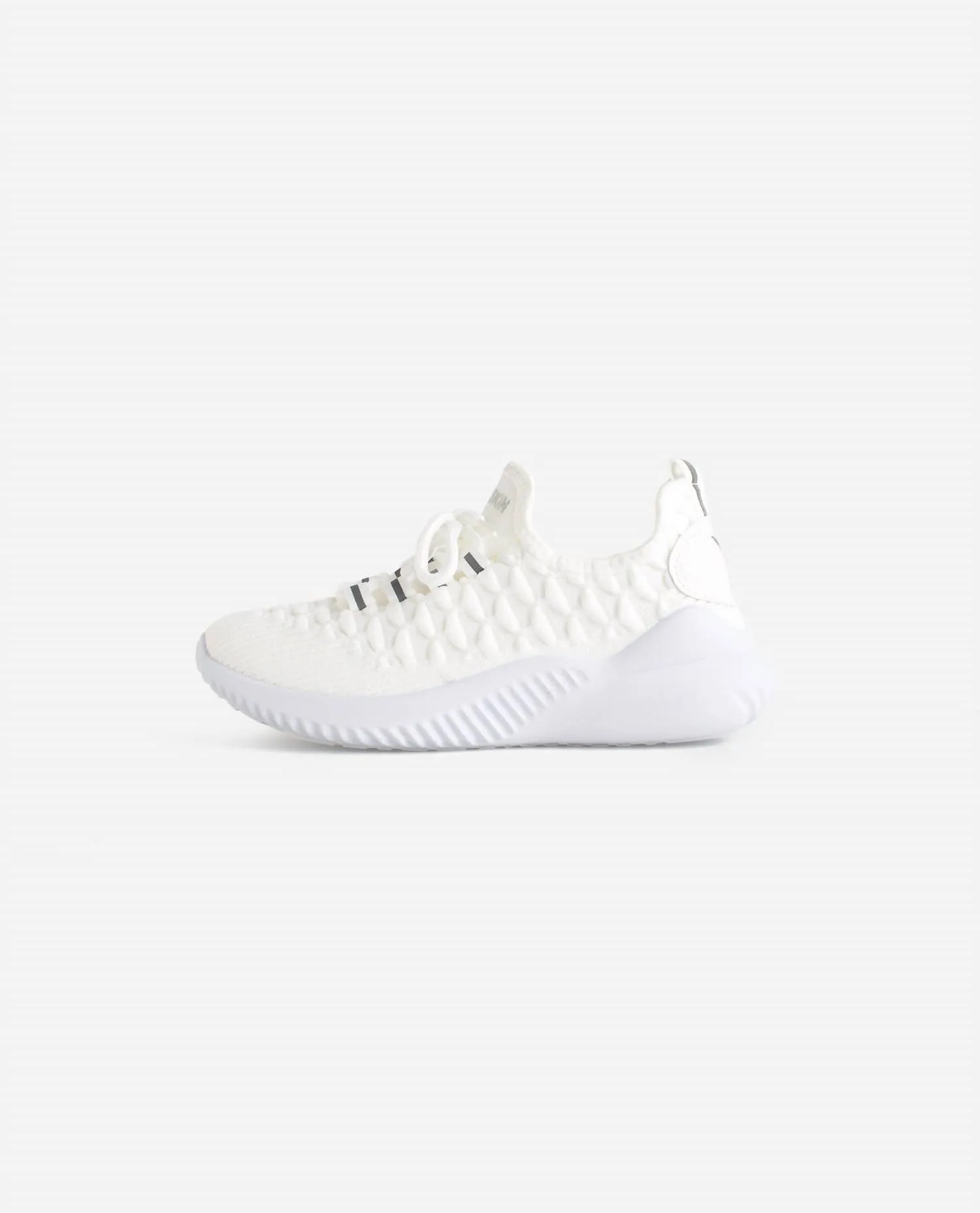 Girls Stunt Lace Up Sneaker In White