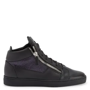 Giuseppe Zanotti Kriss