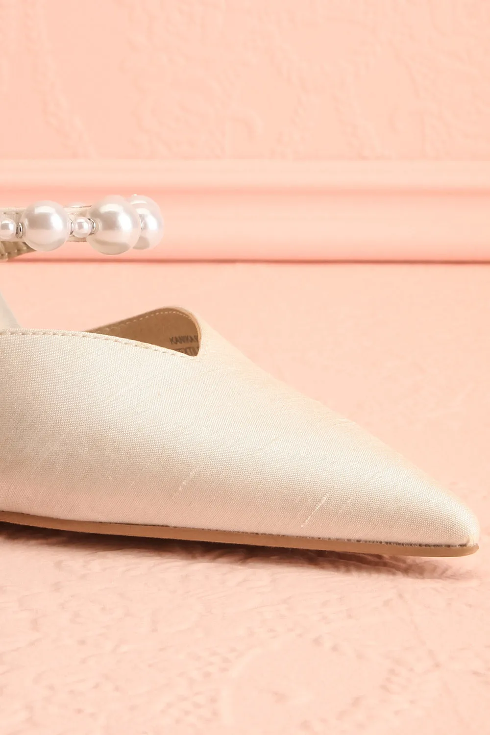 Kanika | Pointed-Toes Heel with Pearls