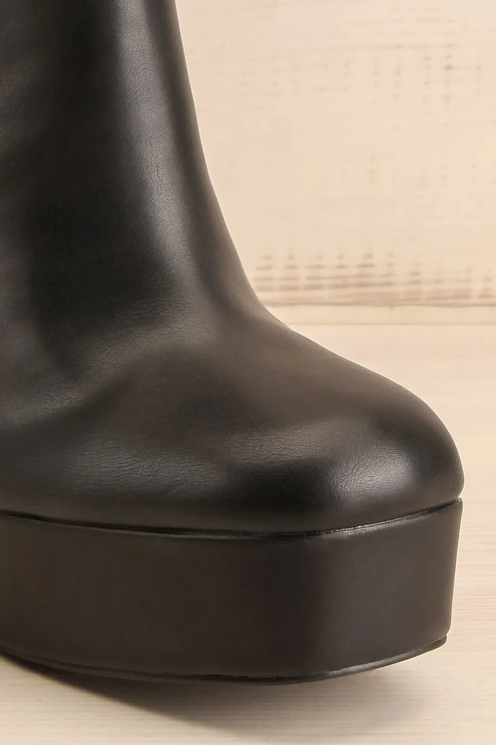 Kaylean | Black Platform Heeled Ankle Boots