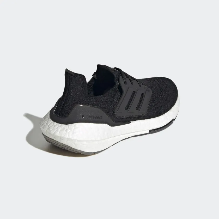 Kids' adidas Ultraboost 22 Running Shoes