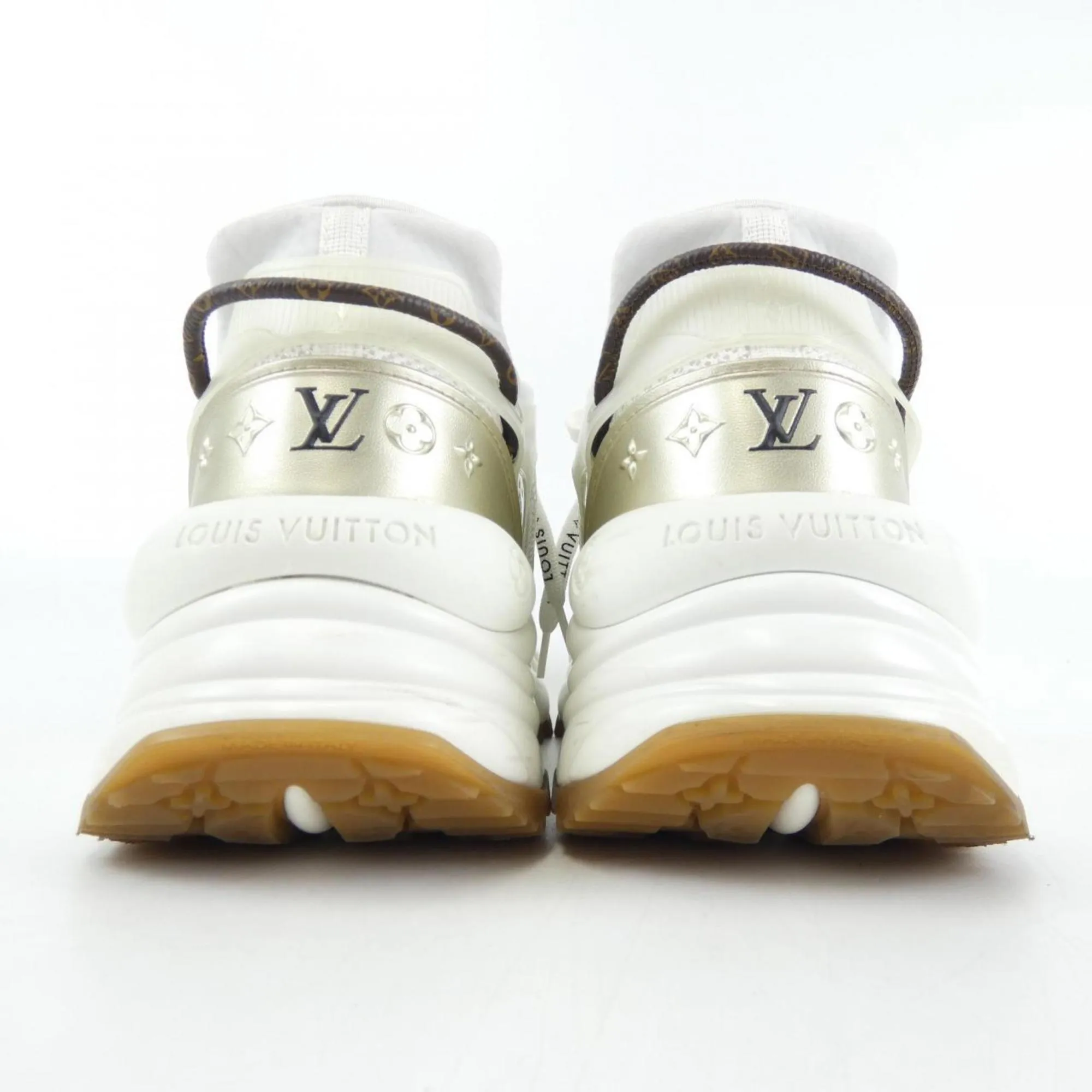 Louis Vuitton gold Sneakers (Pre-Owned)