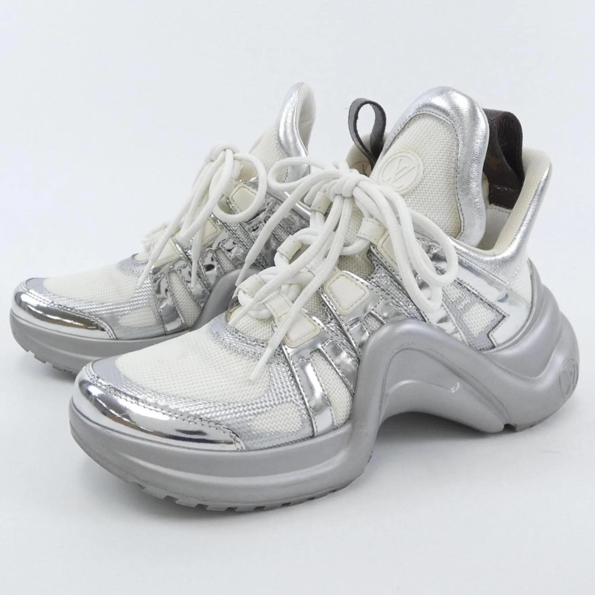 Louis Vuitton  Sneakers (Pre-Owned)