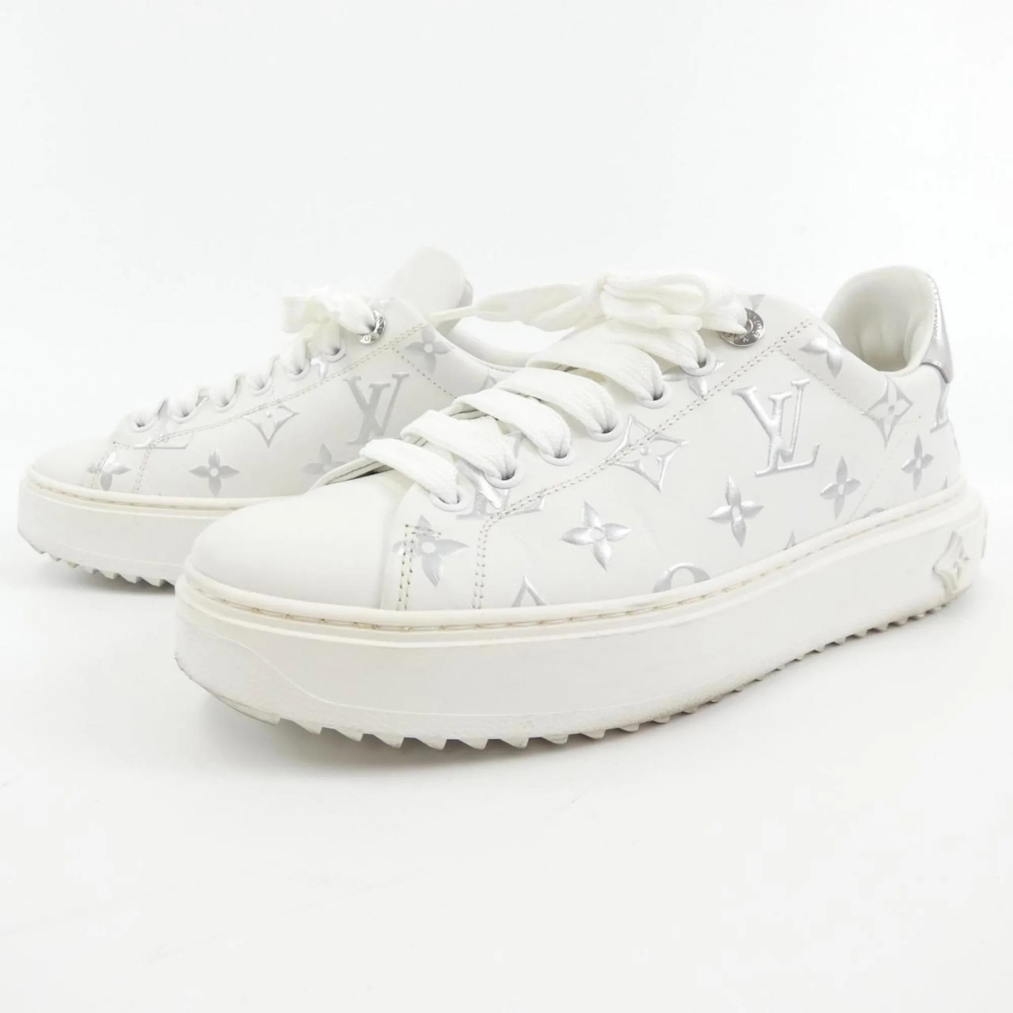 Louis Vuitton  Sneakers (Pre-Owned)