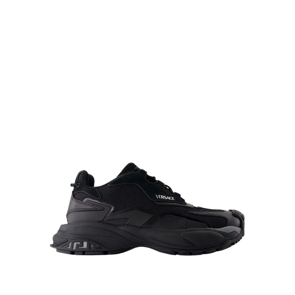 Low Top Sneakers - Leather - Black