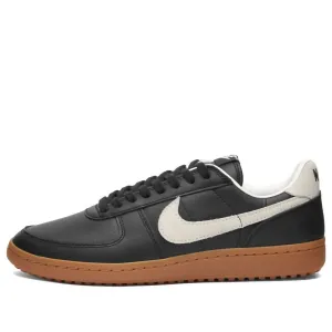 Men's Field General '82 Sneaker In Black/sail-Gum Medium Brown