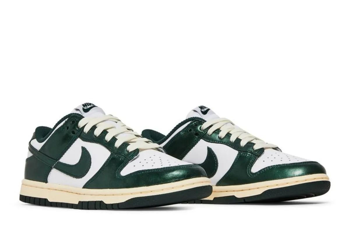 Nike Dunk Low Vintage Green (Women's)