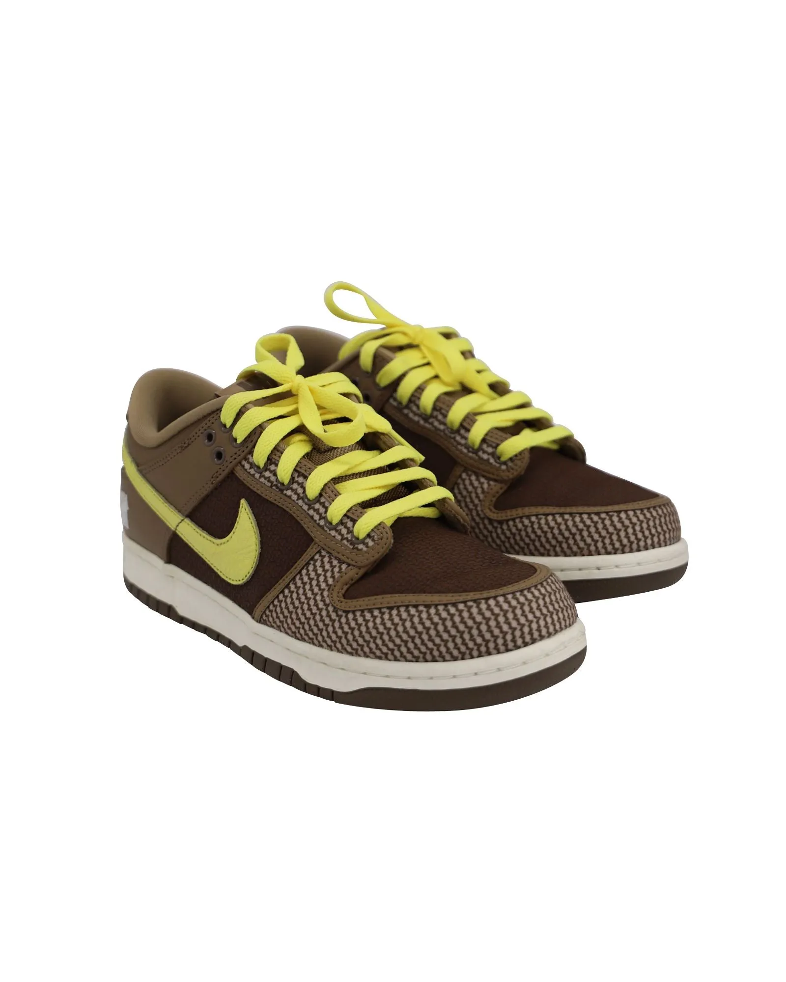 Nike Undefeated x Dunk SP Trainers in 'Canteen' Brown Leather