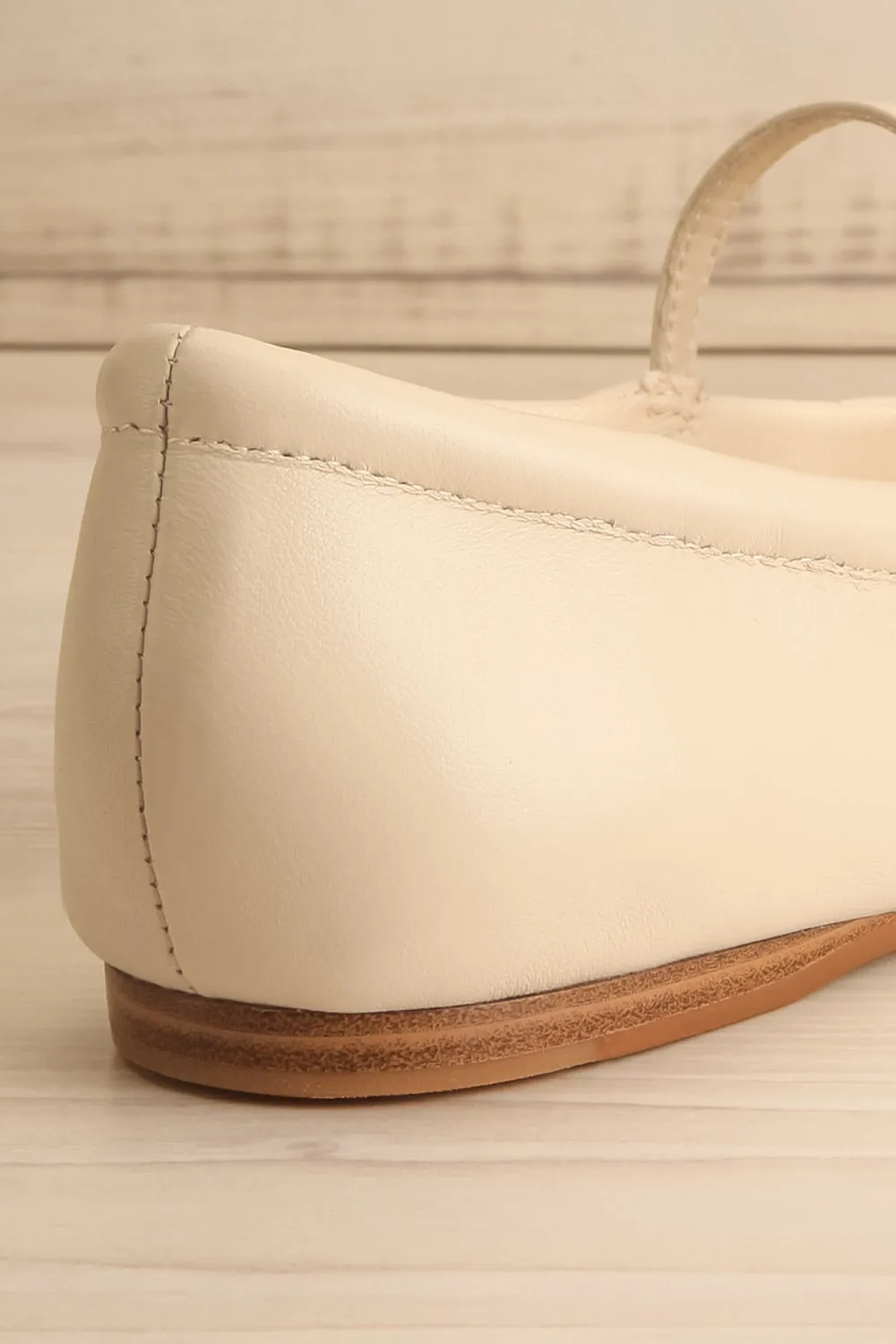 Reyes Ivory | Leather Ballerina Flats