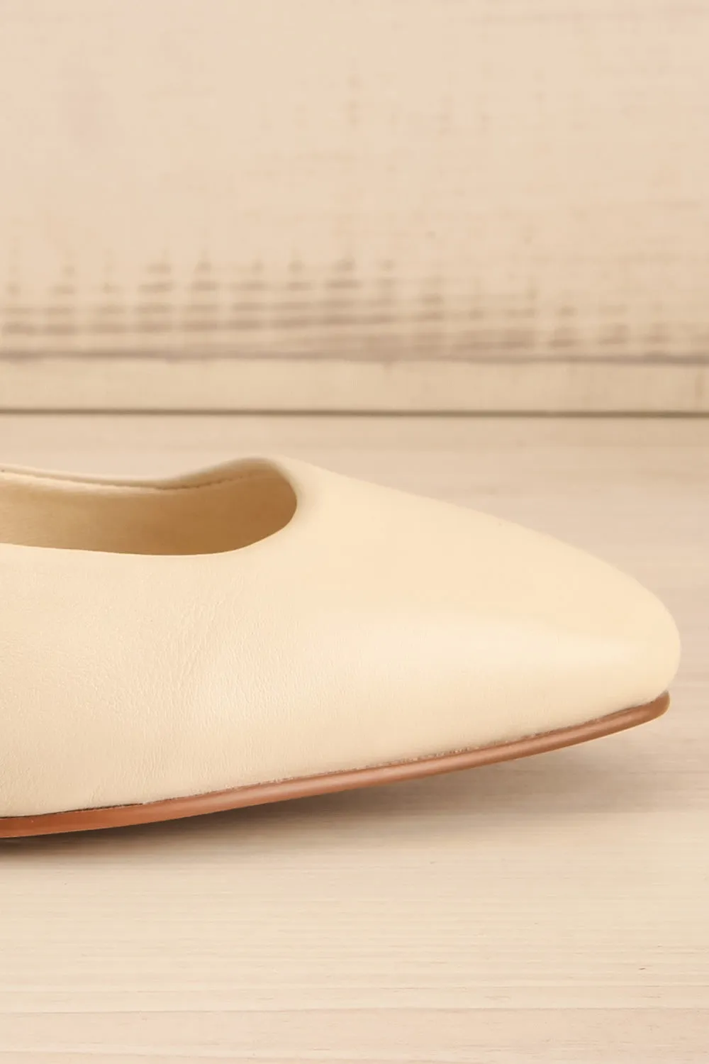 Reyes Ivory | Leather Ballerina Flats
