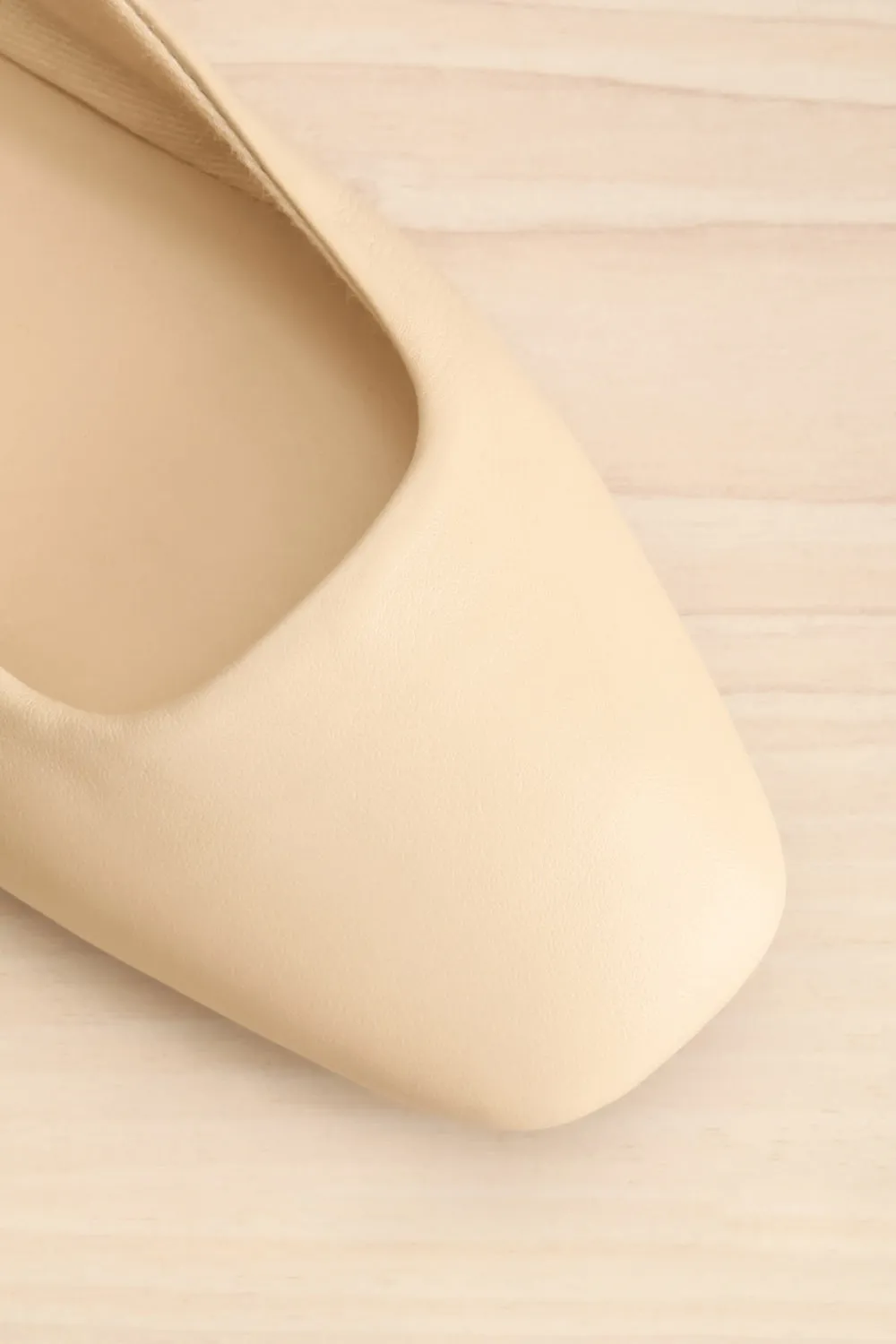 Reyes Ivory | Leather Ballerina Flats