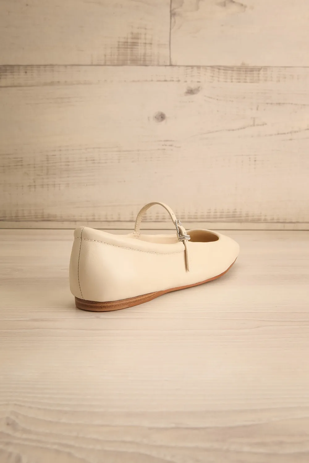 Reyes Ivory | Leather Ballerina Flats