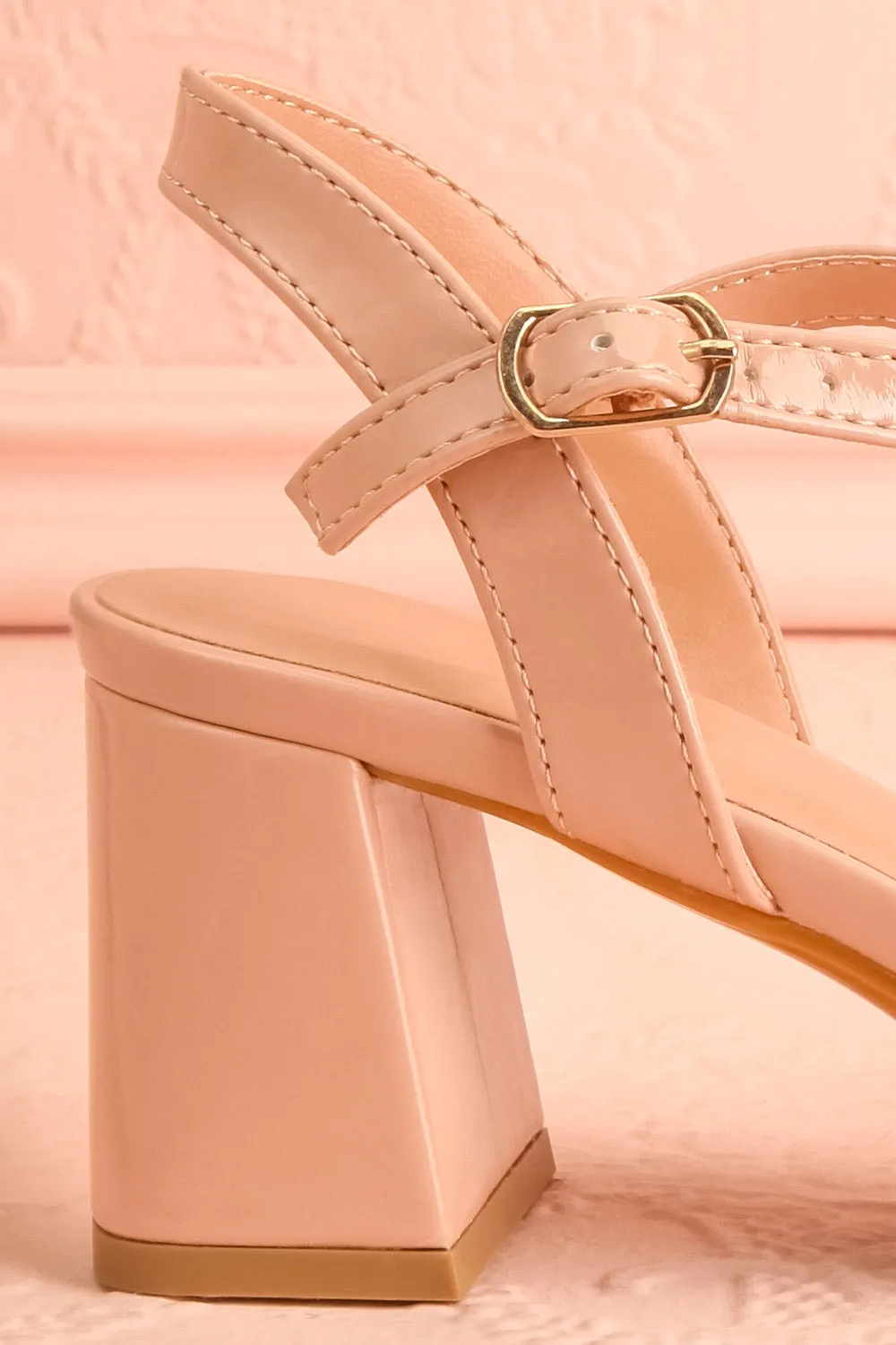 Starlight Beige |Pointed Toe Heel w/ Crystals