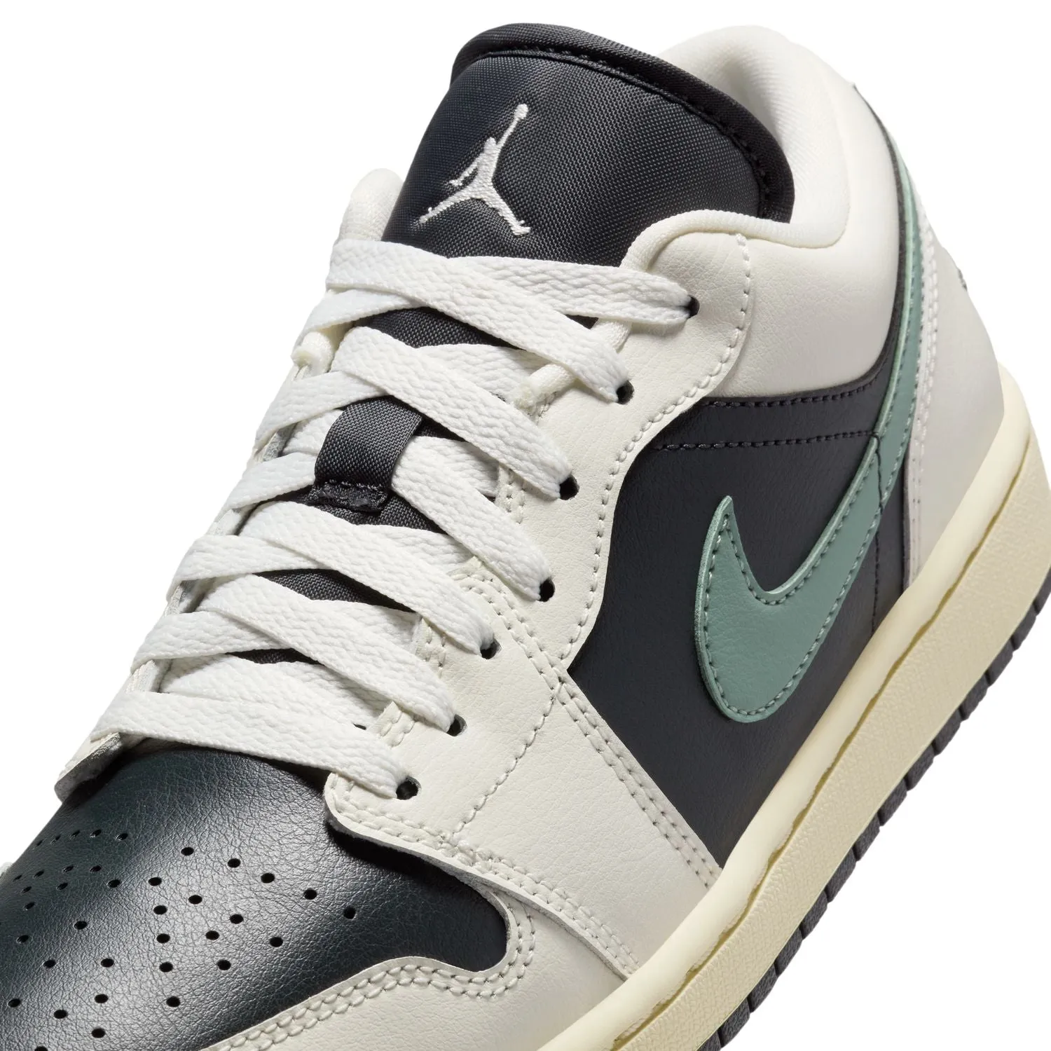 Wmns Air Jordan 1 Low 'Jade Smoke