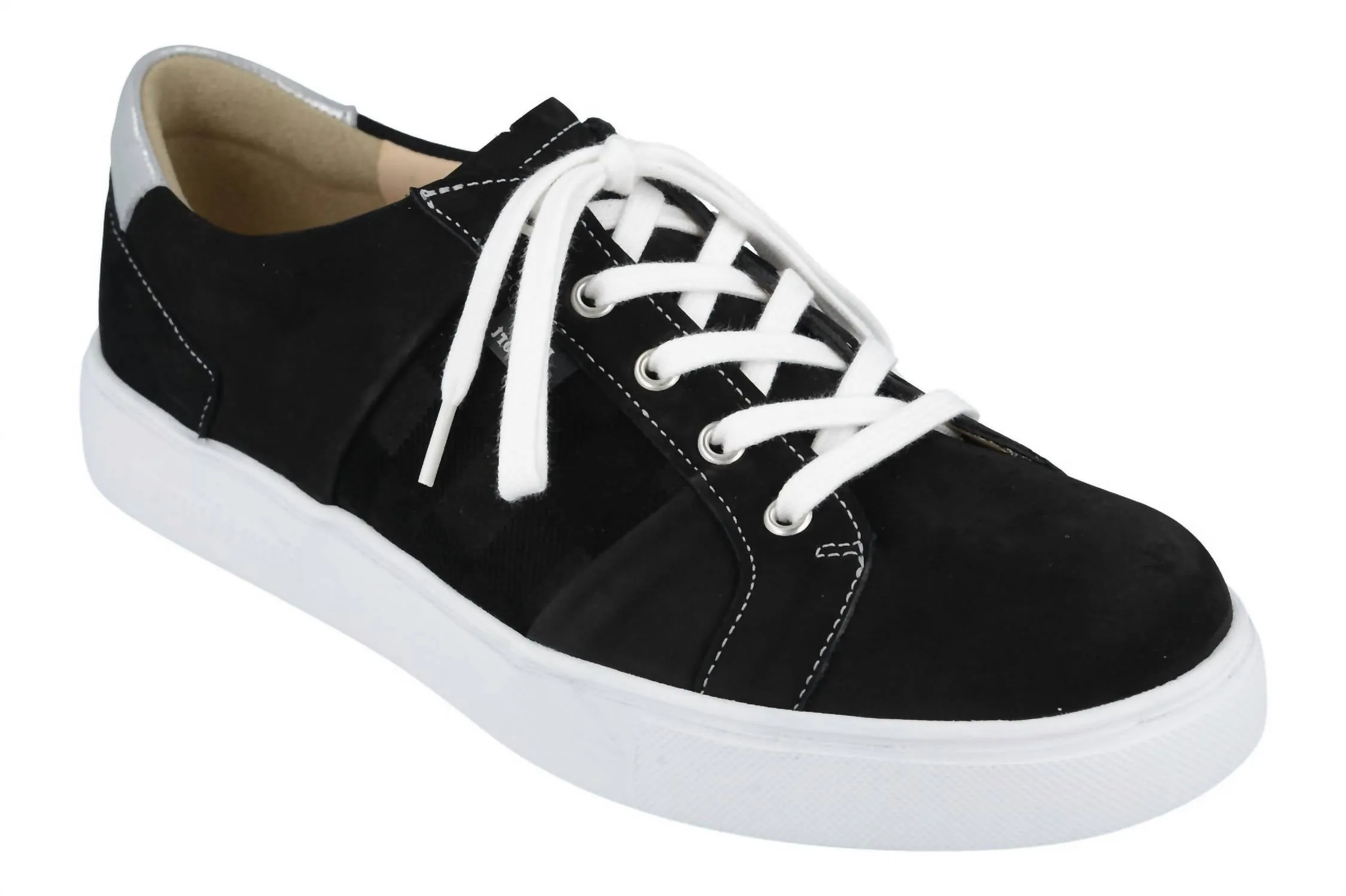 Women Omaha Sneakers In Black