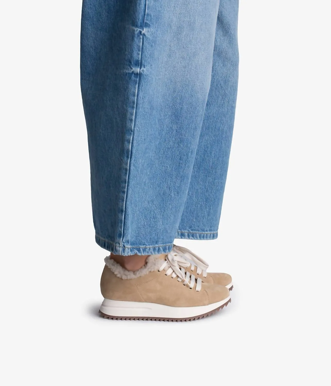 Women Suede Sneaker In Beige