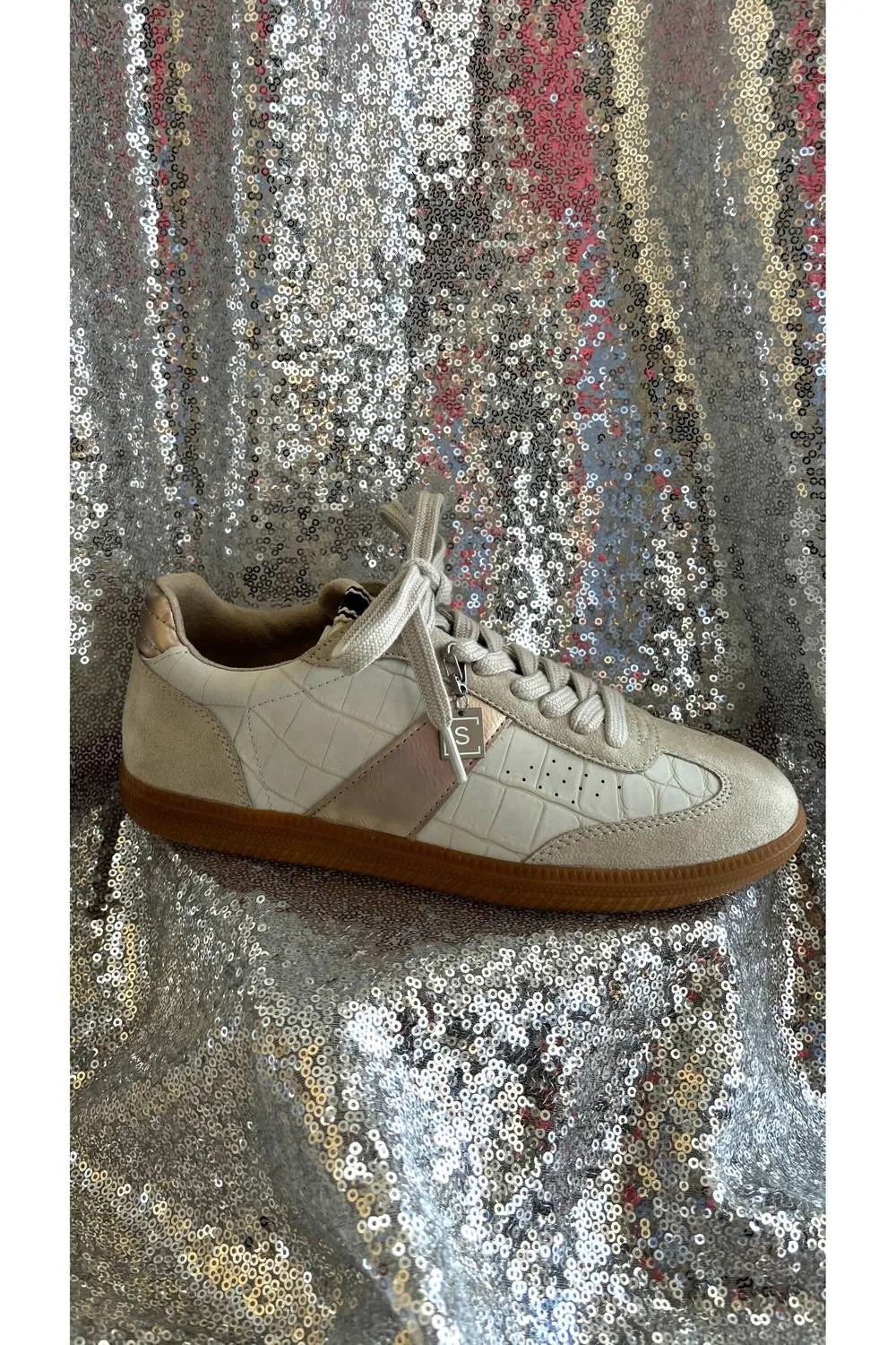 Women Sydney Croc Sneaker In Cream