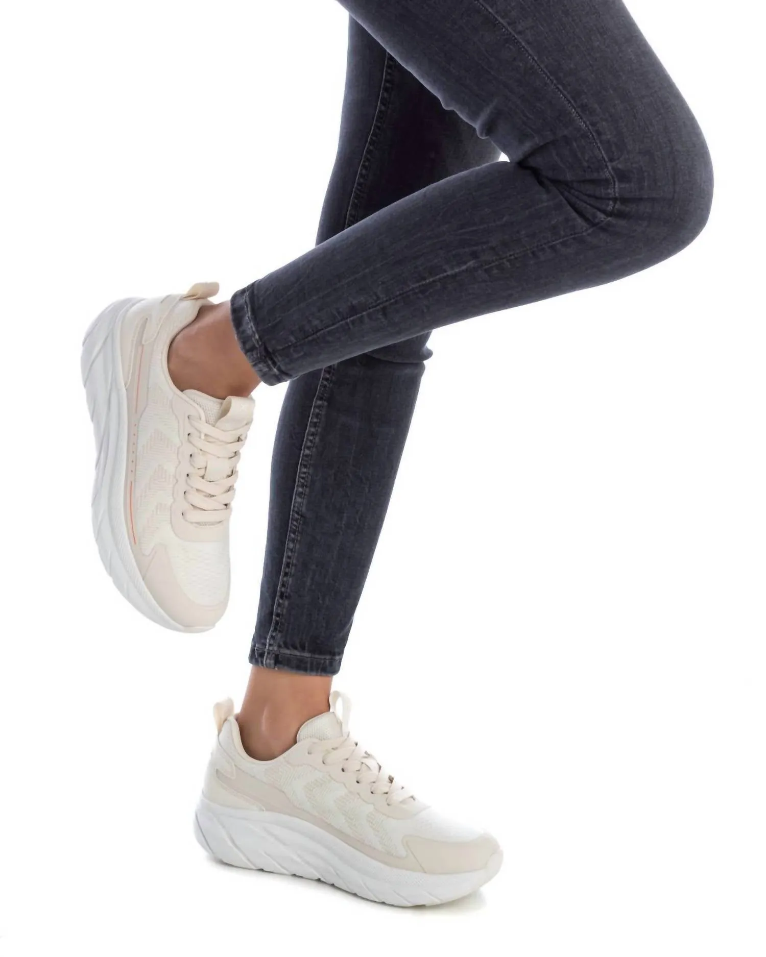 Women's Casual Sneakers In Beige