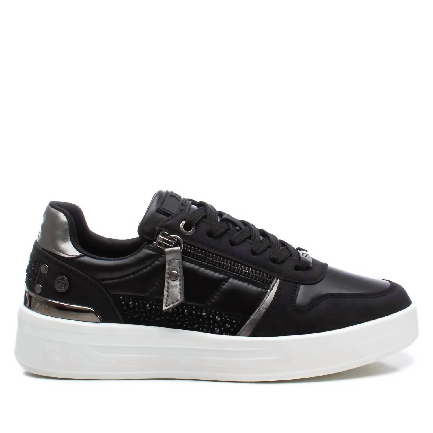 Women's Casual Sneakers In Black