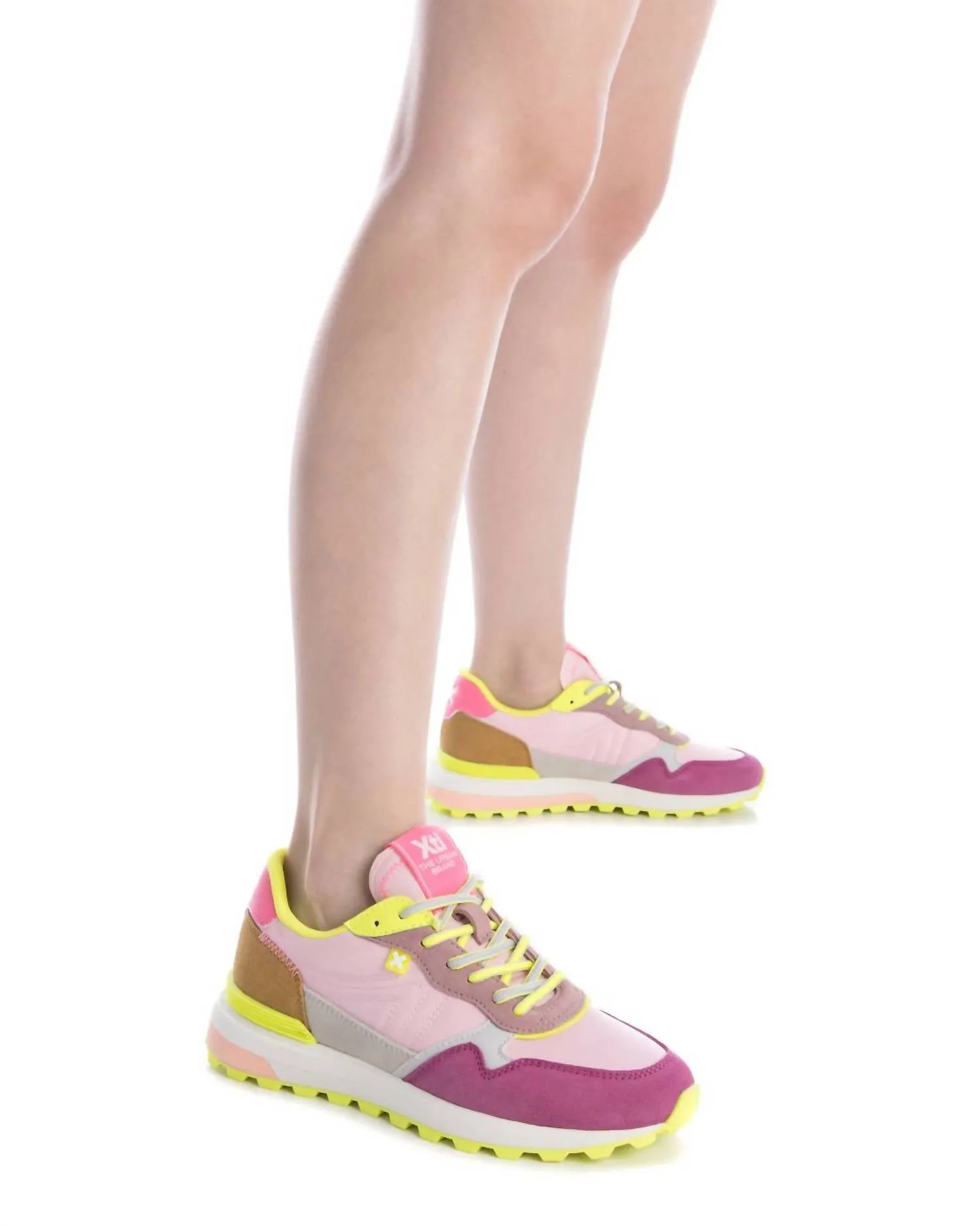Women's Casual Sneakers In Nude