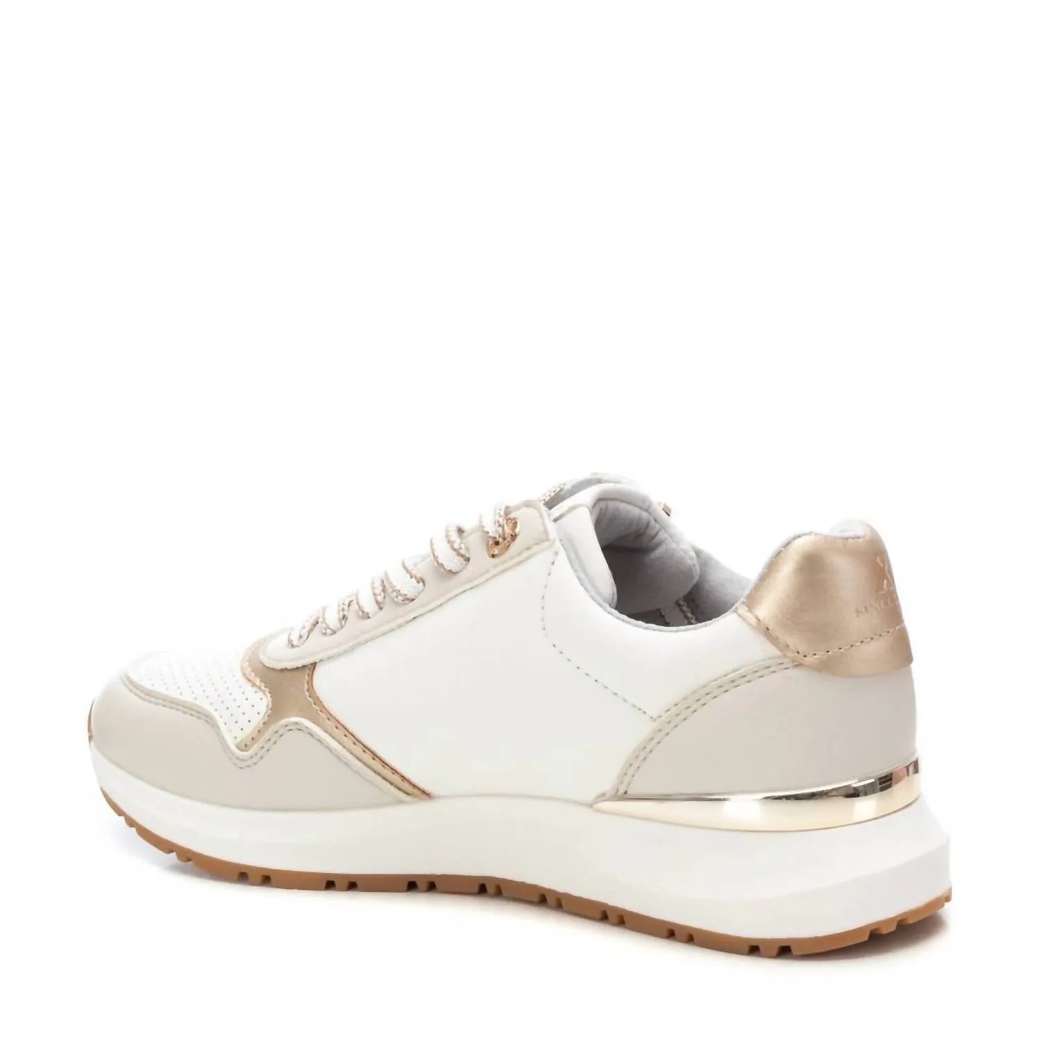 Women's Casual Sneakers In White