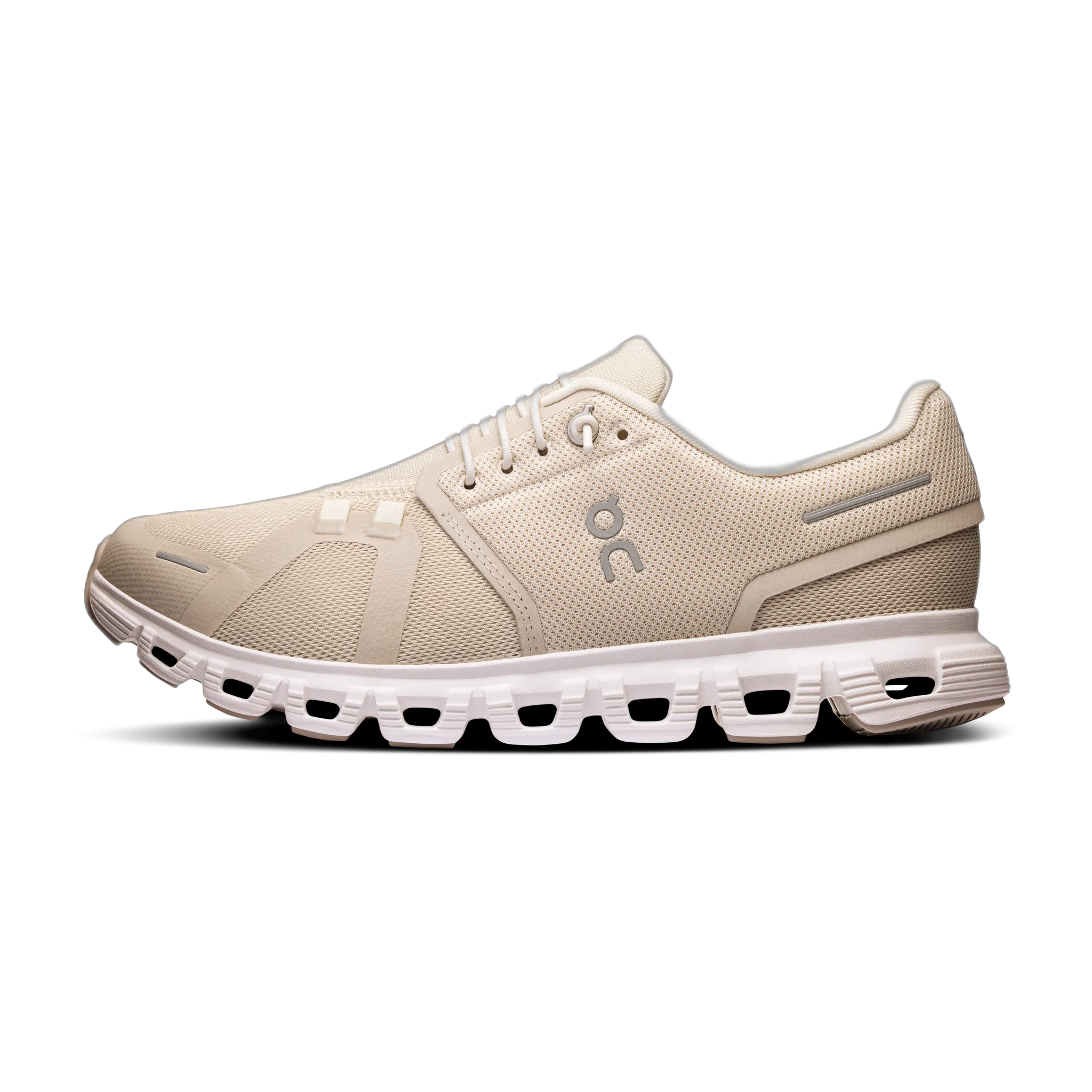 Women's Cloud 6