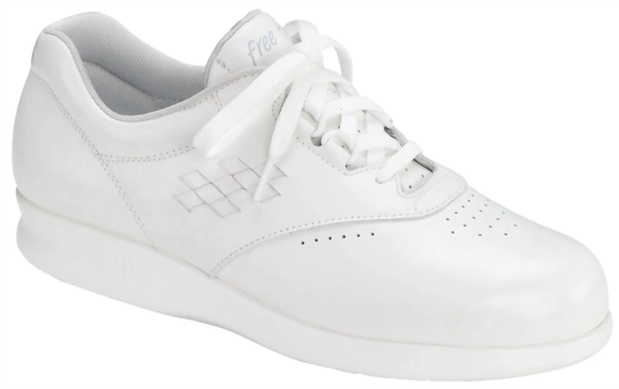 Women's Free Time Walking Shoe In White