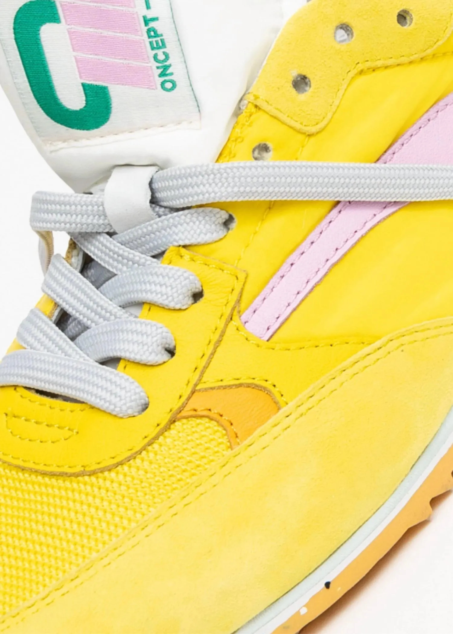 Women's Montreal Sneakers In Yellow Blaze