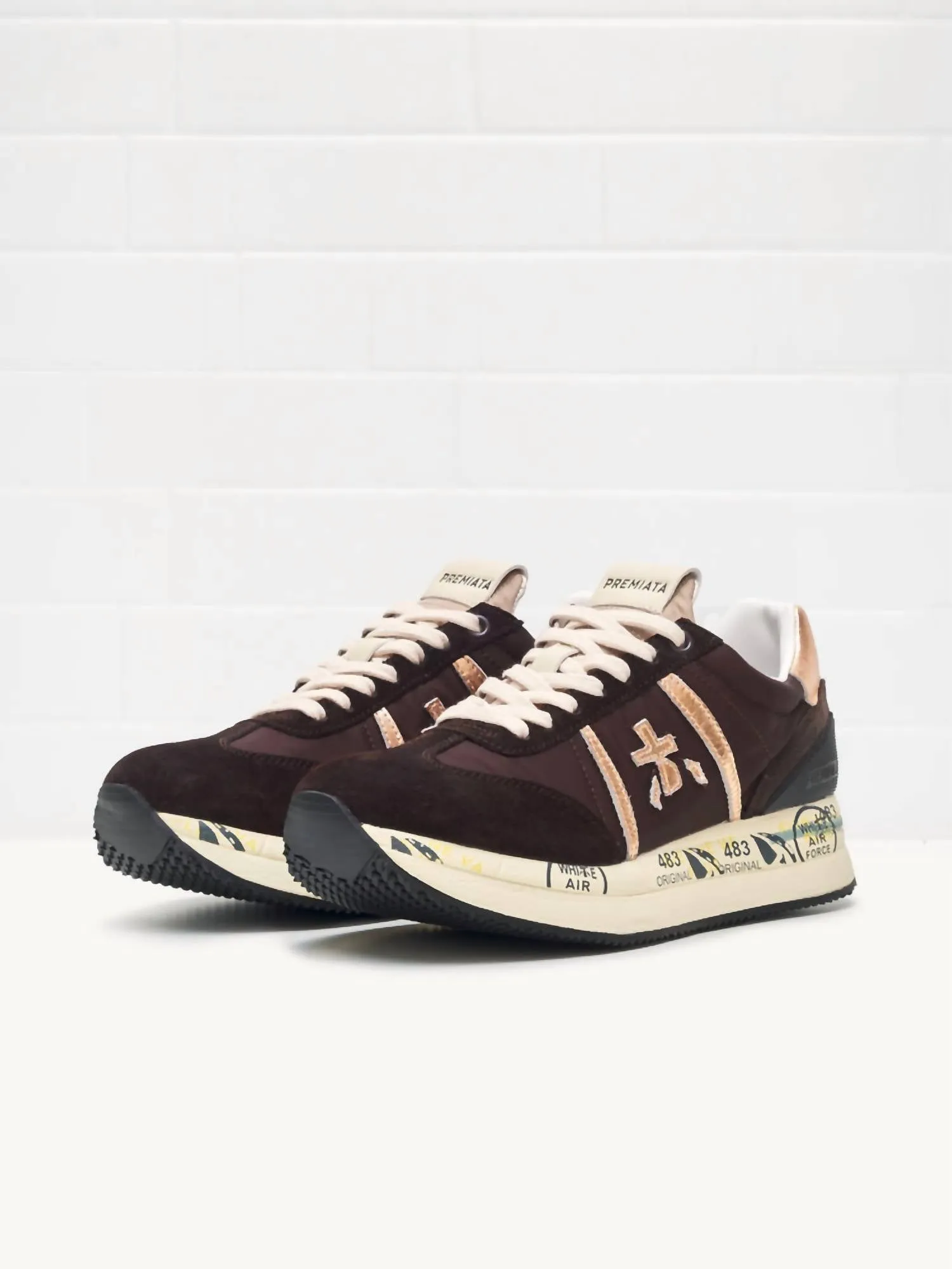 Women's Sneakers Conny 7075M In Black