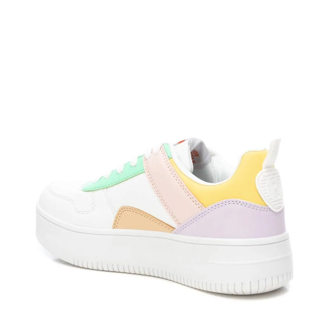 Women's sneakers