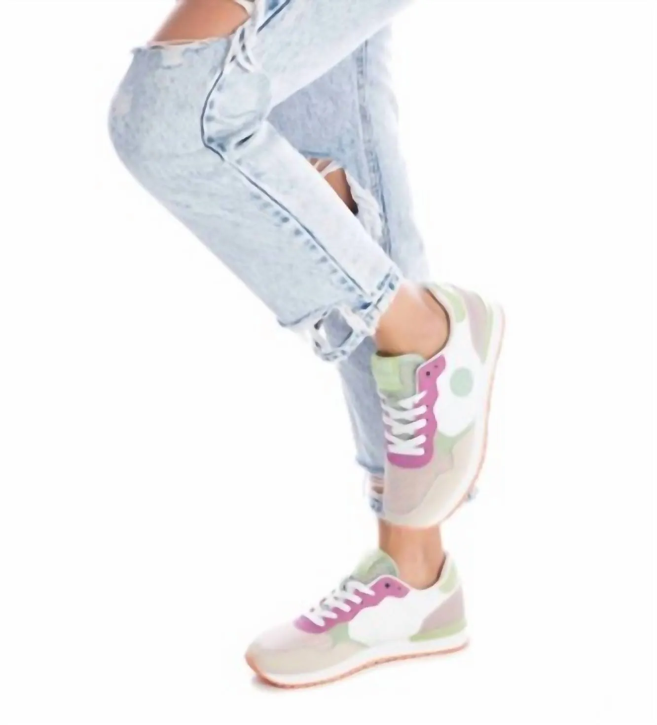 Women's Trainer Sneakers In Pink