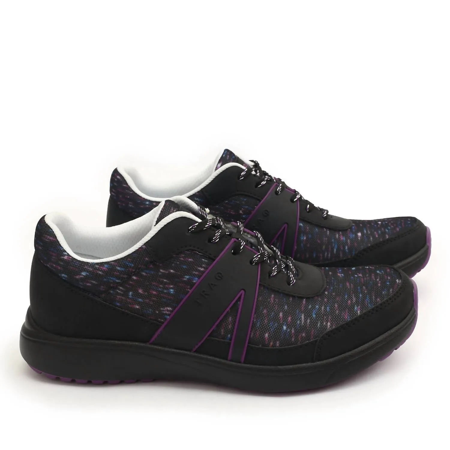 Women's Traq Qarma 2 Sneakers In Sonar