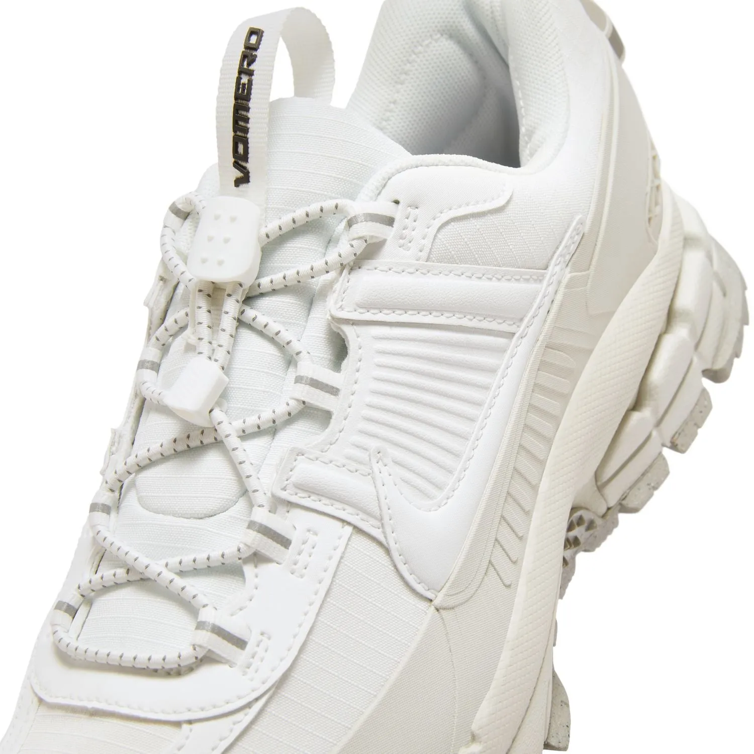 Zoom Vomero Roam 'Summit White'