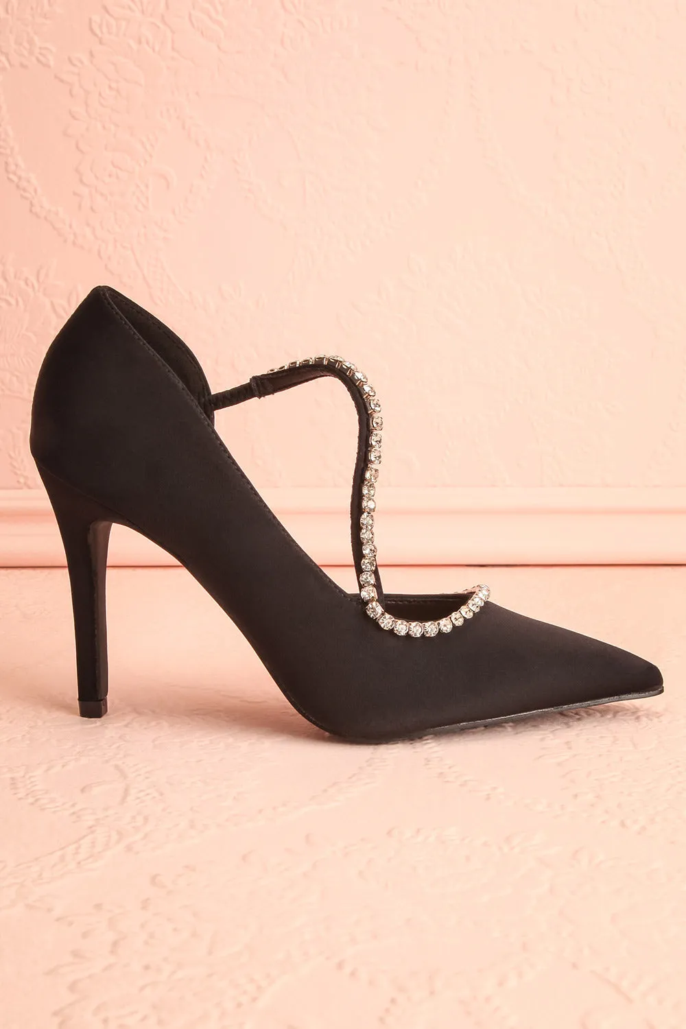 Zulana | Black Pointed Toe Heels w/ Crystals